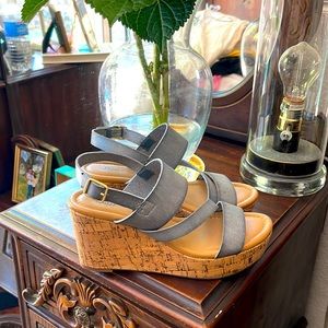 GH BASS WEDGES - SIZE 6 GREAT CONDITION